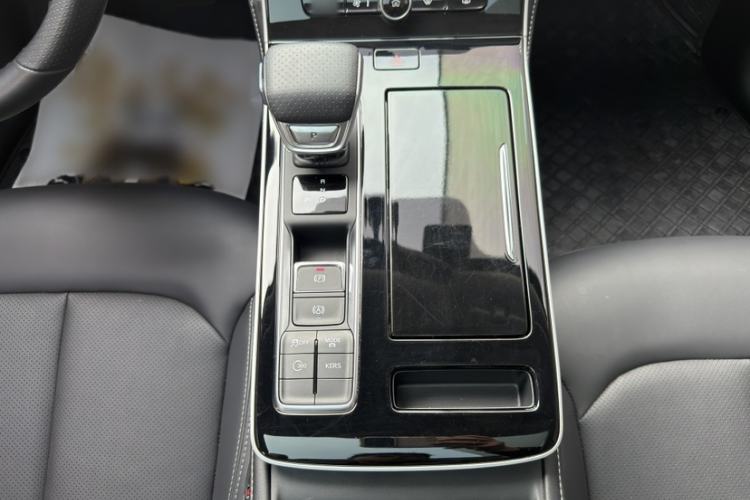 Used Rising ER6 2021 New Dynamic Edition 520km Smart Leading Version Interior 12