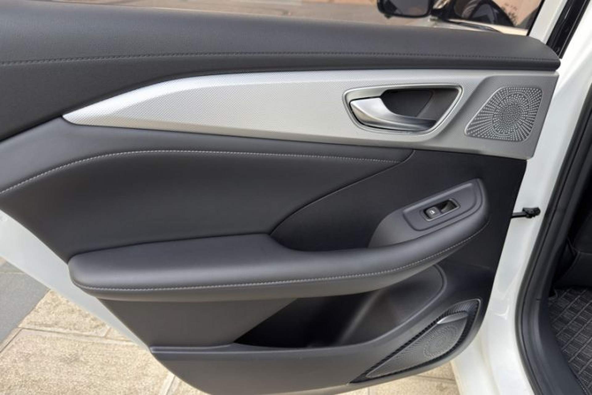 Used Rising ER6 2021 New Dynamic Edition 520km Smart Leading Version Interior 15
