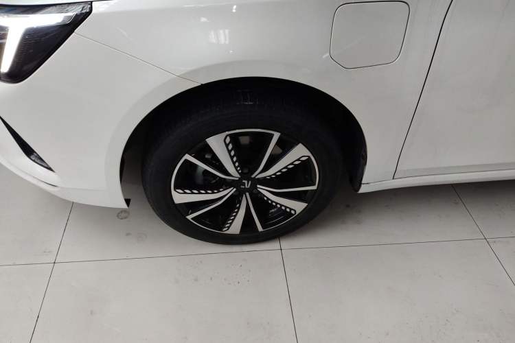 Used Rising ER6 2021 New Dynamic Edition 620km Smart Enjoyment Version Left Front Wheel Hub