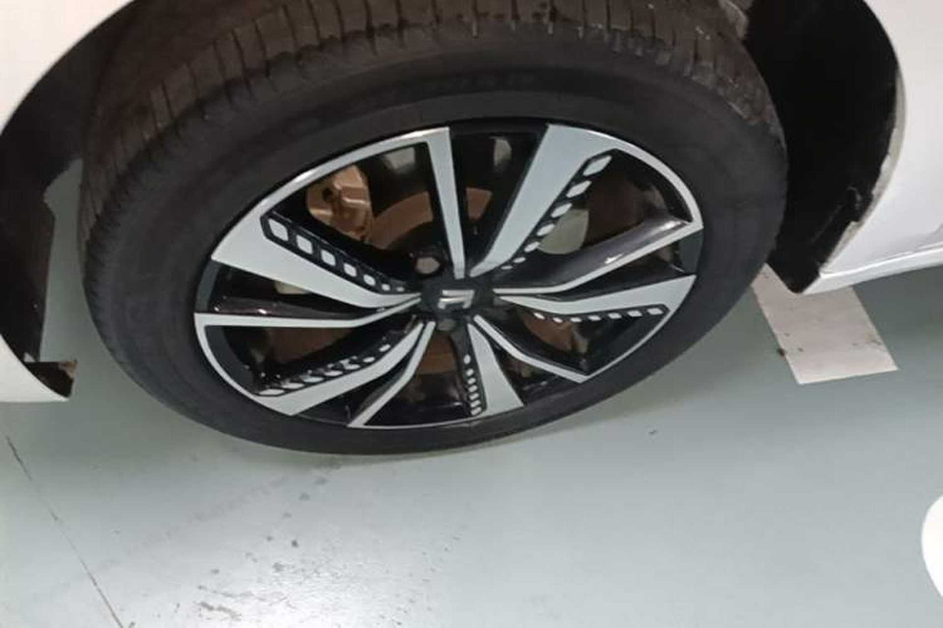 Used Rising ER6 2021 New Dynamic Edition 620km Smart Enjoyment Version Left Front Wheel Hub