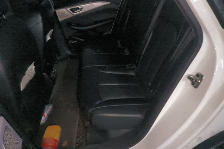 Used Rising ER6 2021 New Dynamic Edition 620km Smart Enjoyment Version Left Rear Seat