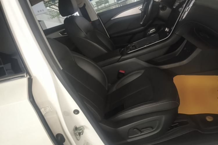 Used Rising ER6 2021 New Dynamic Edition 620km Smart Drive Version Right Front Seat