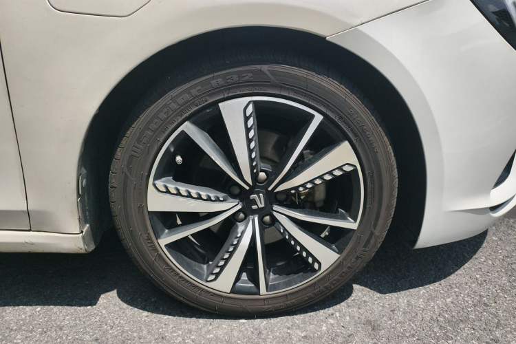 Used Rising ER6 2021 New Dynamic Edition 620km Smart Enjoyment Version Right Front Wheel Hub
