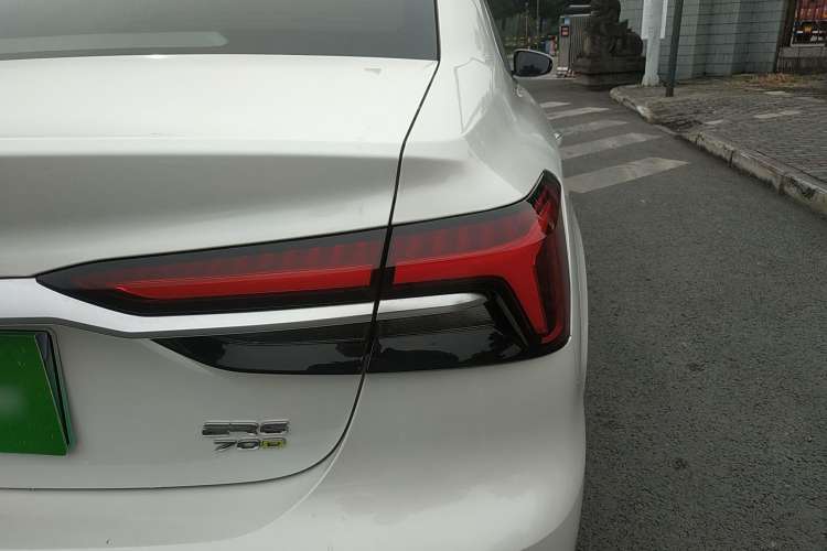 Used Rising ER6 2021 New Dynamic Edition 620km Smart Drive Version Right Rear Taillight