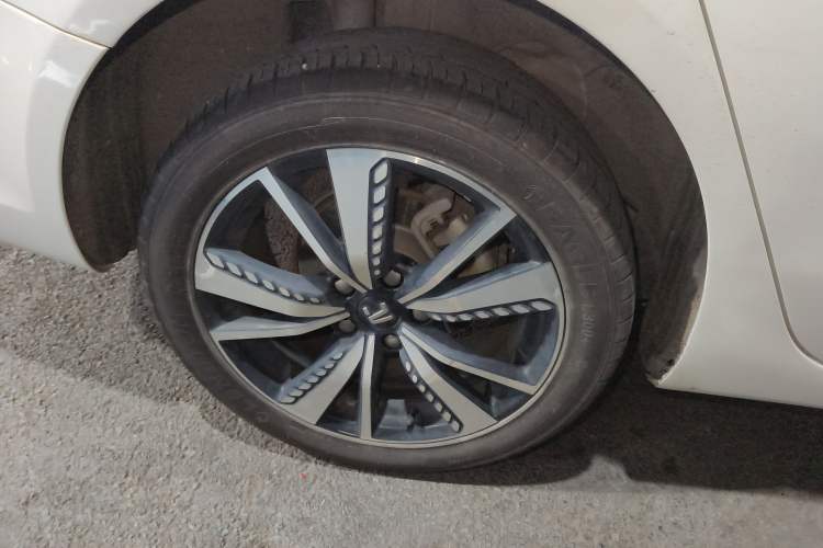 Used Rising ER6 2021 New Dynamic Edition 620km Smart Enjoyment Version Right Rear Wheel Hub
