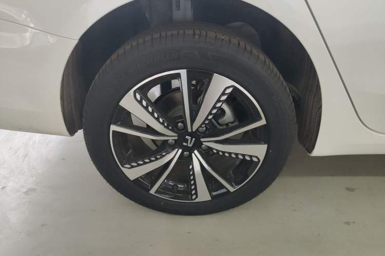 Used Rising ER6 2021 New Dynamic Edition 620km Smart Enjoyment Version Right Rear Wheel Hub