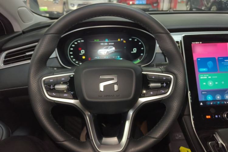 Used Rising ER6 2021 New Dynamic Edition 520km Smart Leading Version Steering Wheel