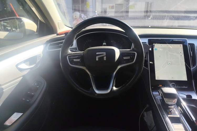 Used Rising ER6 2021 New Dynamic Edition 620km Smart Drive Version Steering Wheel