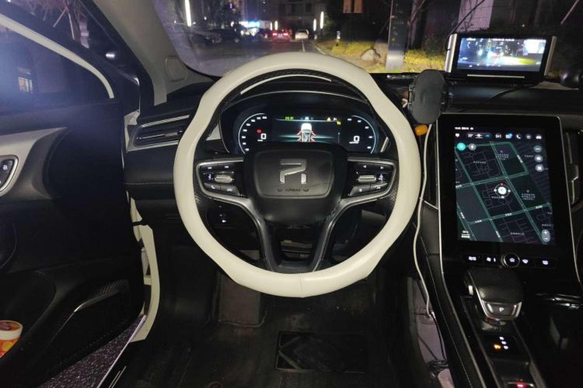 Used Rising ER6 2021 New Dynamic Edition 620km Smart Drive Version Steering Wheel