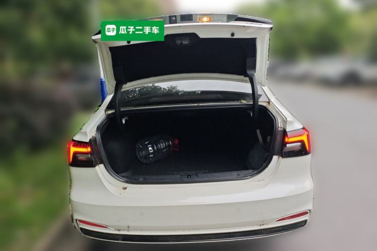 Used Rising ER6 2021 New Dynamic Edition 620km Smart Drive Version Trunk