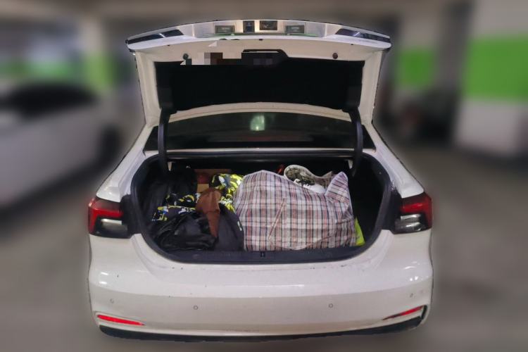 Used Rising ER6 2021 New Dynamic Edition 620km Smart Enjoyment Version Trunk
