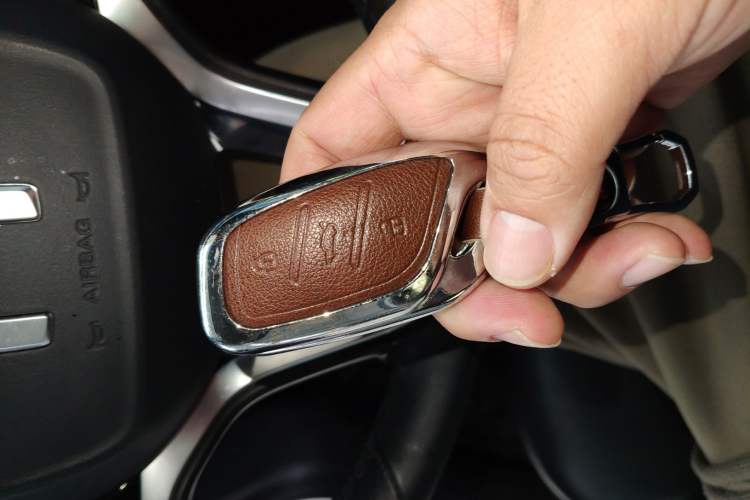 Used Rising ER6 2021 New Dynamic Edition 620km Smart Enjoyment Version Vehicle Key