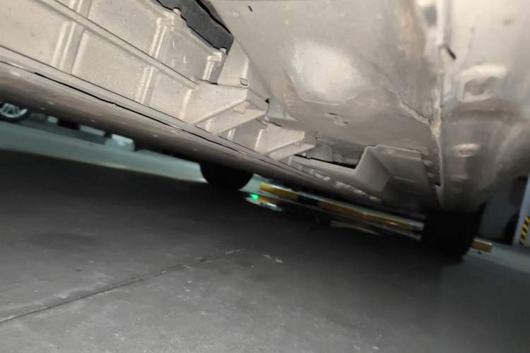 Used Rising ER6 2021 New Dynamic Edition 620km Smart Drive Version Chassis Rear Right