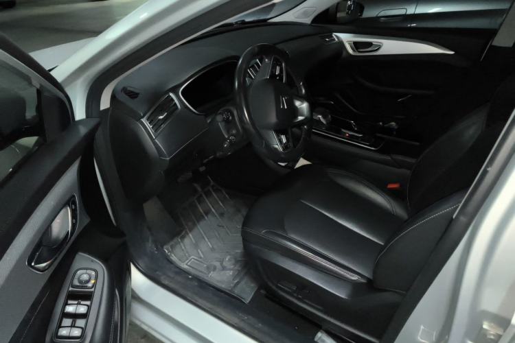 Used Rising ER6 2021 New Dynamic Edition 620km Smart Drive Version Driver Seat