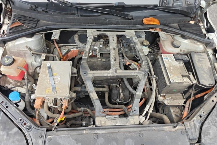 Used Rising ER6 2021 New Dynamic Edition 620km Smart Enjoyment Version Engine Bay