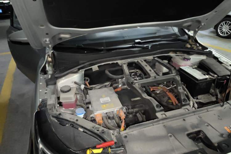 Used Rising ER6 2021 New Dynamic Edition 620km Smart Drive Version Engine Bay Right