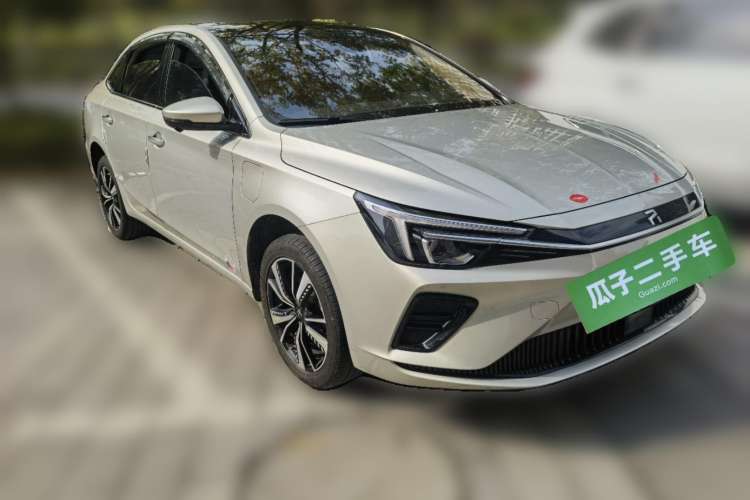 Used Rising ER6 2021 New Dynamic Edition 620km Smart Enjoyment Version Front Right 45 Deg