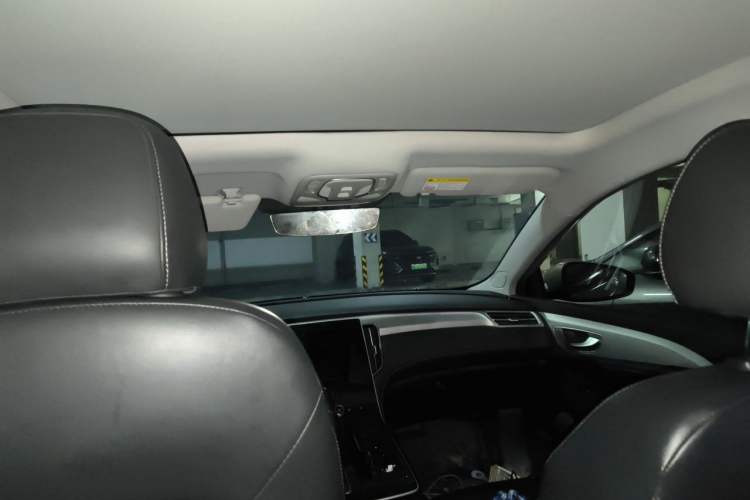 Used Rising ER6 2021 New Dynamic Edition 620km Smart Drive Version Headliner