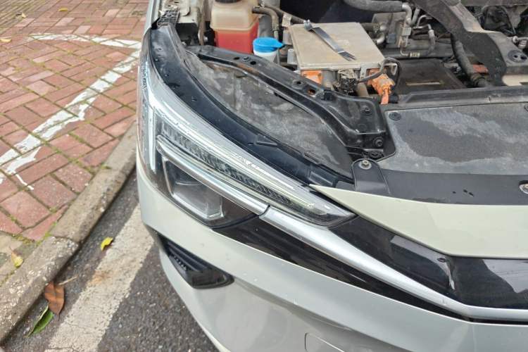 Used Rising ER6 2021 New Dynamic Edition 620km Smart Enjoyment Version Right Front Headlight