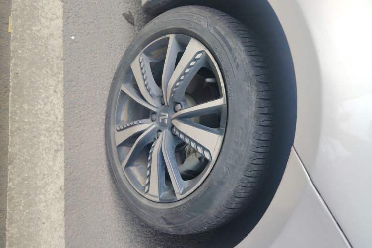 Used Rising ER6 2021 New Dynamic Edition 620km Smart Enjoyment Version Right Front Wheel Hub