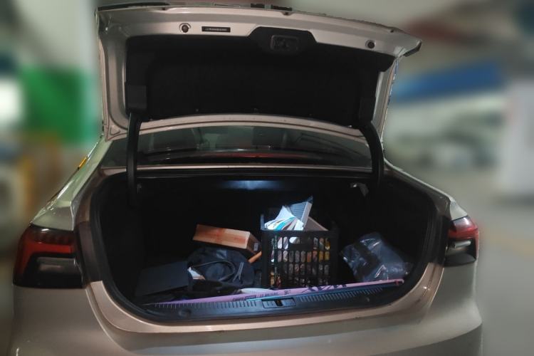 Used Rising ER6 2021 New Dynamic Edition 620km Smart Drive Version Trunk