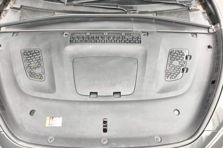 Used Rising F7 2023 Advanced Edition Engine Bay