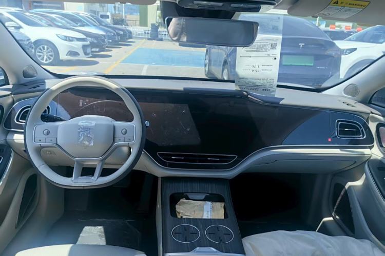 Used Rising F7 2023 Advanced Edition Interior 1