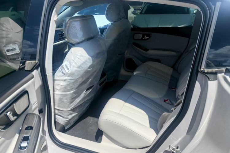 Used Rising F7 2023 Advanced Edition Interior 3