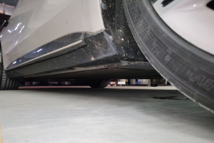 Used Rising F7 2023 Long-Range Pro Edition Chassis Front Right
