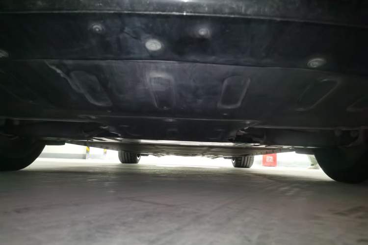 Used Rising F7 2023 Long-Range Pro Edition Chassis Rear