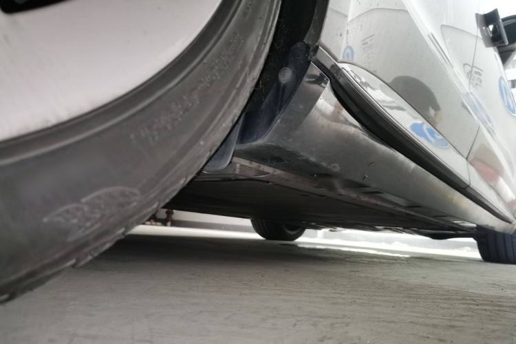 Used Rising F7 2023 Long-Range Pro Edition Chassis Rear Right