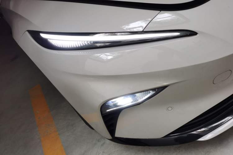 Used Rising F7 2023 Long-Range Pro Edition Right Front Headlight