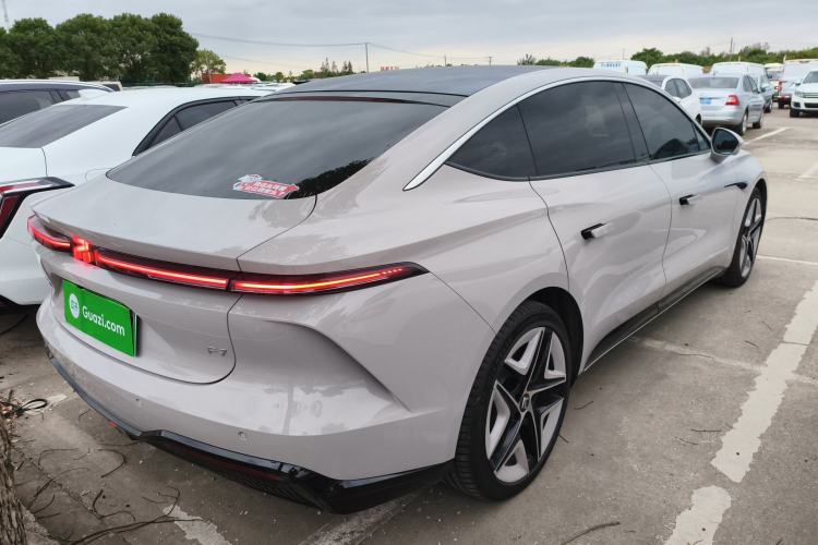 Used Rising F7 2023 Long-Range Edition Exterior 5