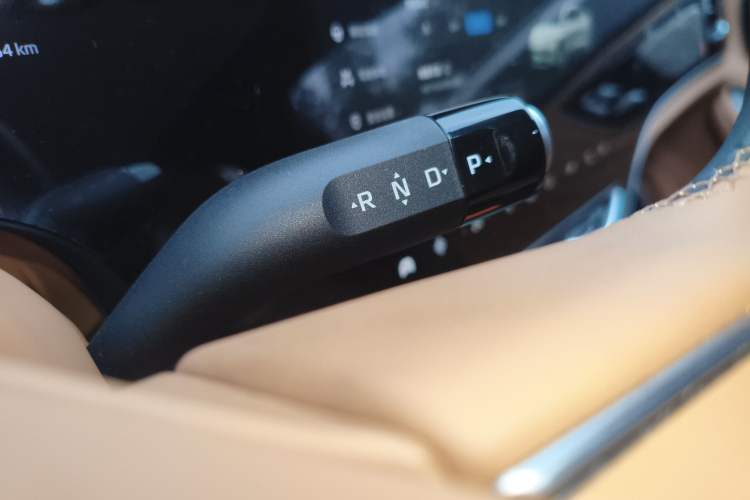 Used Rising F7 2023 Long-Range Edition Gear Lever