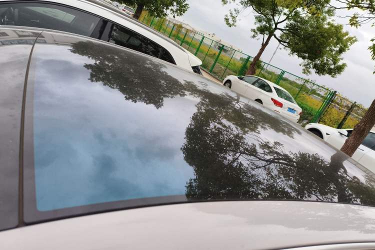 Used Rising F7 2023 Long-Range Edition Roof