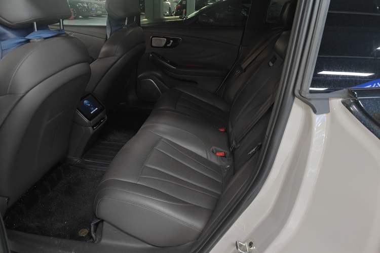 Used Rising F7 2023 Advanced Edition Interior 4