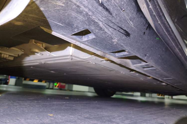 Used Rising F7 2023 Long-Range Pro Edition Chassis Rear Right