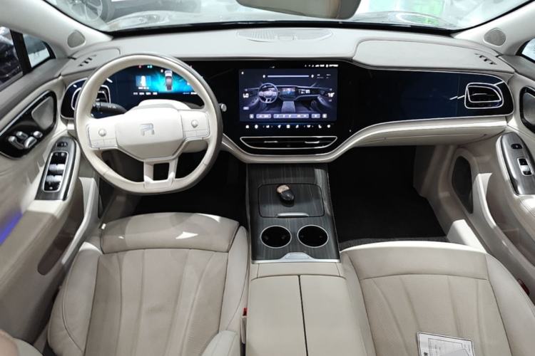 Used Rising F7 2023 Long-Range Edition Center Console