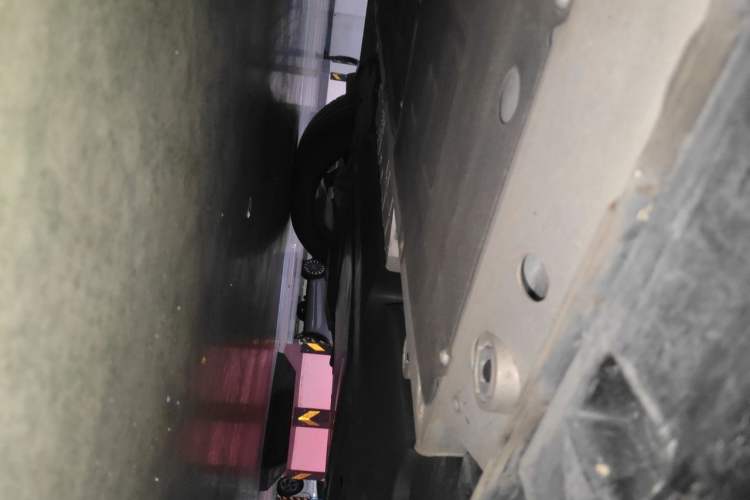 Used Rising F7 2023 Long-Range Edition Chassis Front Left