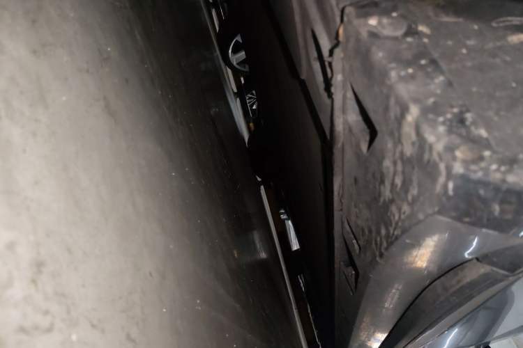 Used Rising F7 2023 Advanced Pro Edition Chassis Front Left