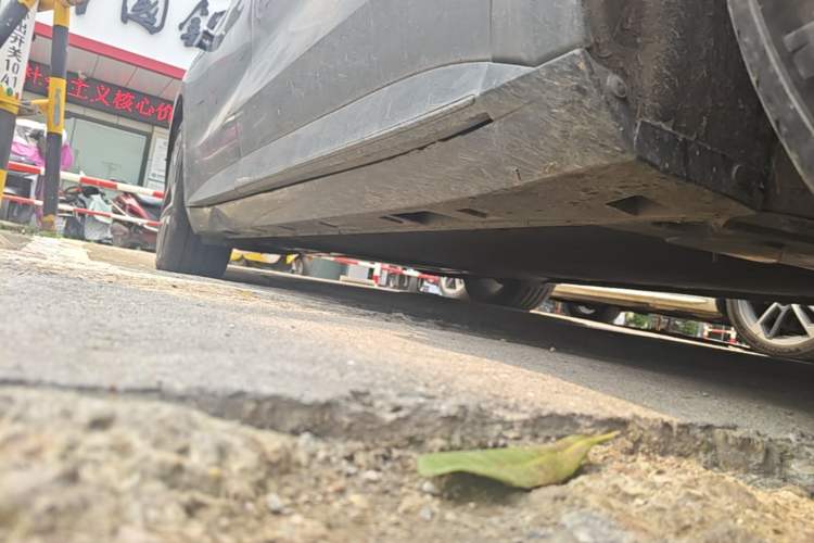 Used Rising F7 2023 Advanced Edition Chassis Front Right