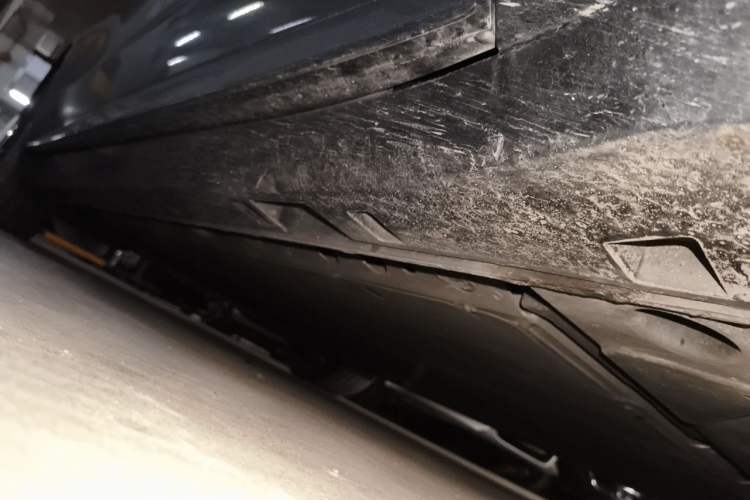Used Rising F7 2023 Long-Range Pro Edition Chassis Front Right