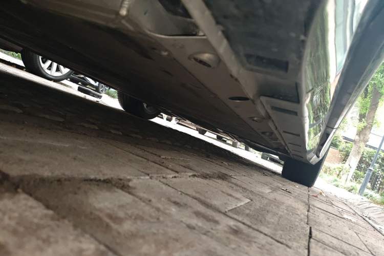 Used Rising F7 2023 Long-Range Edition Chassis Rear Right