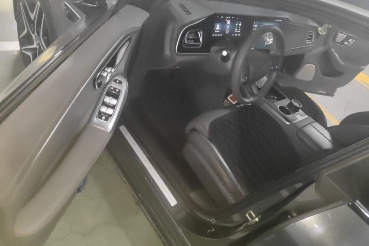 Used Rising F7 2023 Long-Range Edition Driver Seat