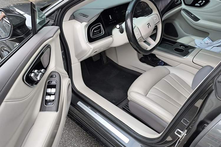 Used Rising F7 2023 Advanced Edition Driver Seat