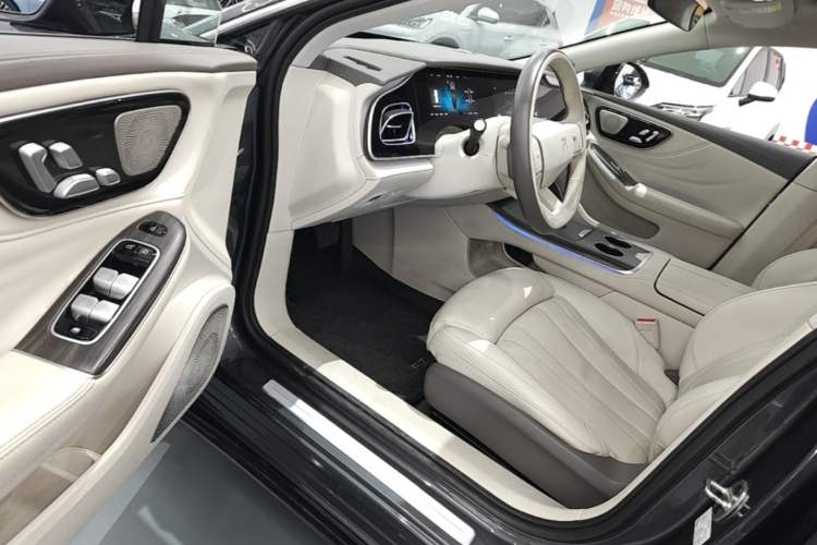 Used Rising F7 2023 Long-Range Edition Driver Seat