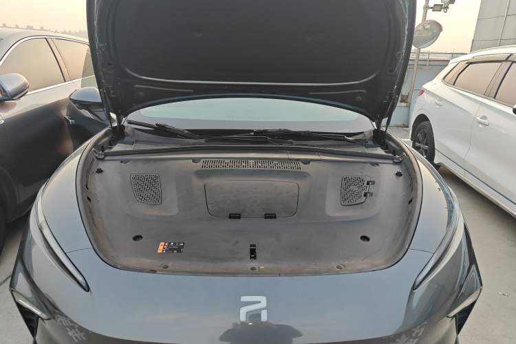 Used Rising F7 2023 Advanced Edition Engine Bay