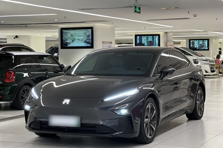 Used Rising F7 2023 Long-Range Edition Exterior 1