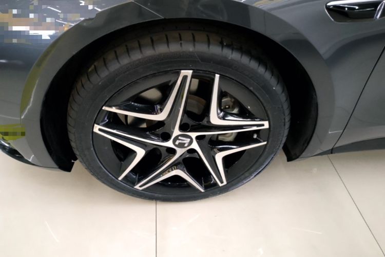 Used Rising F7 2023 Long-Range Edition Exterior 4