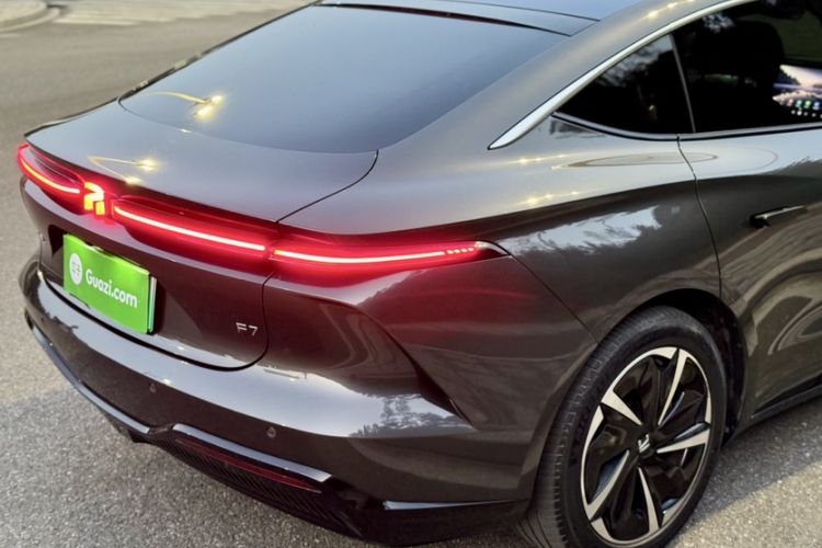 Used Rising F7 2023 Long-Range Edition Exterior 8
